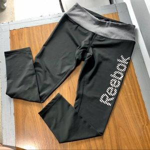 NWOT Reebok 7/8 Black & Grey Leggings Size XS